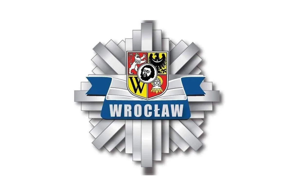KMP Wrocław - Pierwsza profesjonalna strona